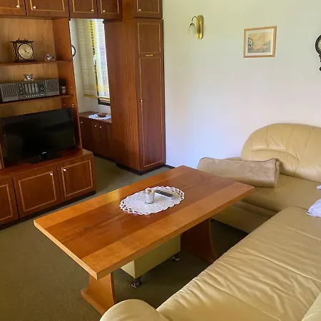 Bungalow, Naehe Ilsenburg Und Wernigerode Hébergement de vacances *